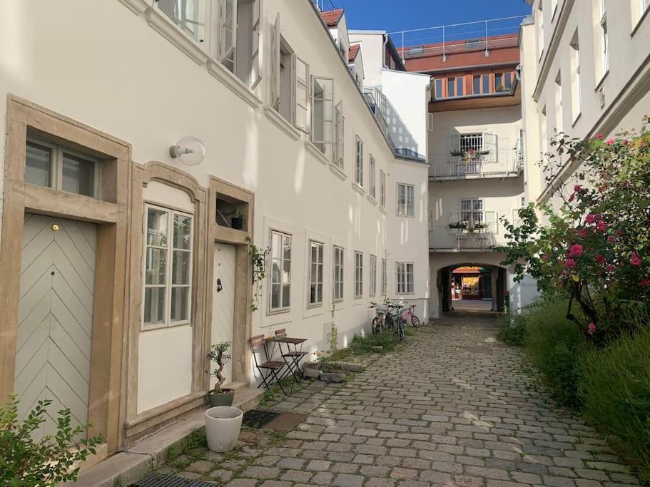 Kleines Stadthaus In Toplage Villa Wien Eksteriør billede